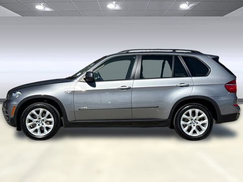 Used 2011 BMW X5 xDrive35i image 2