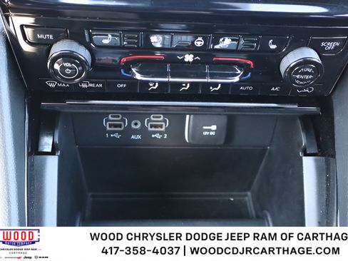 Used 2025 Jeep Grand Cherokee Overland w/ Trailer Tow Package AWD/4WD image 14