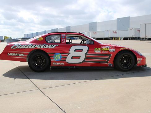 Used 2004 Chevrolet Monte Carlo SS FWD image 18
