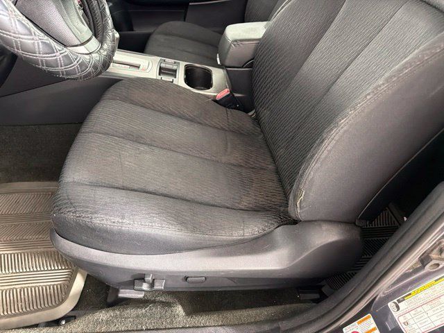 Used 2012 Subaru Outback 2.5i Premium AWD/4WD image 21