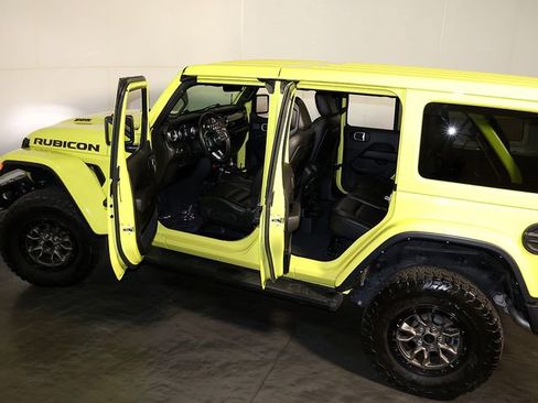 Used 2023 Jeep Wrangler Unlimited Rubicon 392 w/ Trailer Tow Package AWD/4WD image 5
