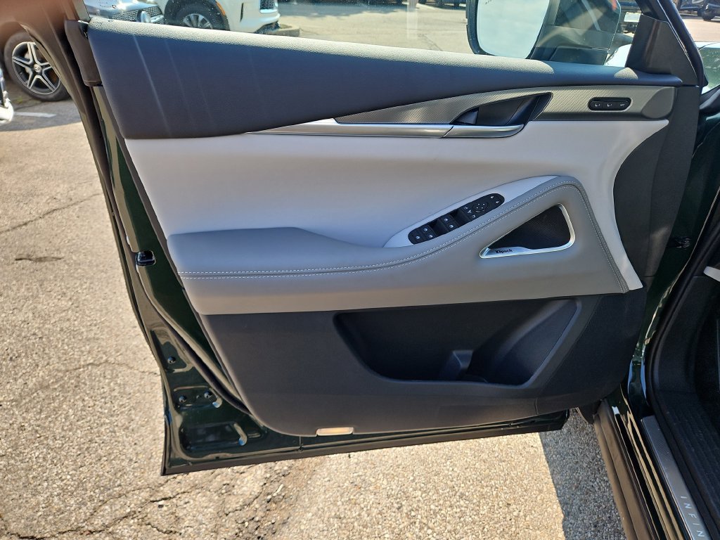 New 2027 INFINITI QX60 Luxe AWD/4WD image 12