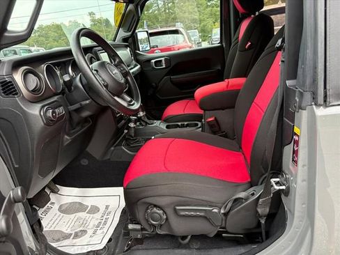 Used 2020 Jeep Wrangler Sport image 14