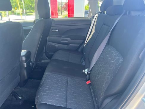 Used 2024 Mitsubishi Outlander Sport ES AWD/4WD image 8