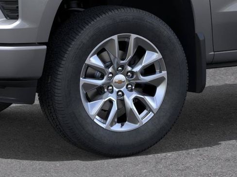 New 2026 Chevrolet Silverado 1500 Custom w/ LPO, Dark Essentials Package RWD image 9