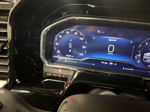 Certified 2025 Chevrolet Silverado 1500 RST w/ Protection Package image 21