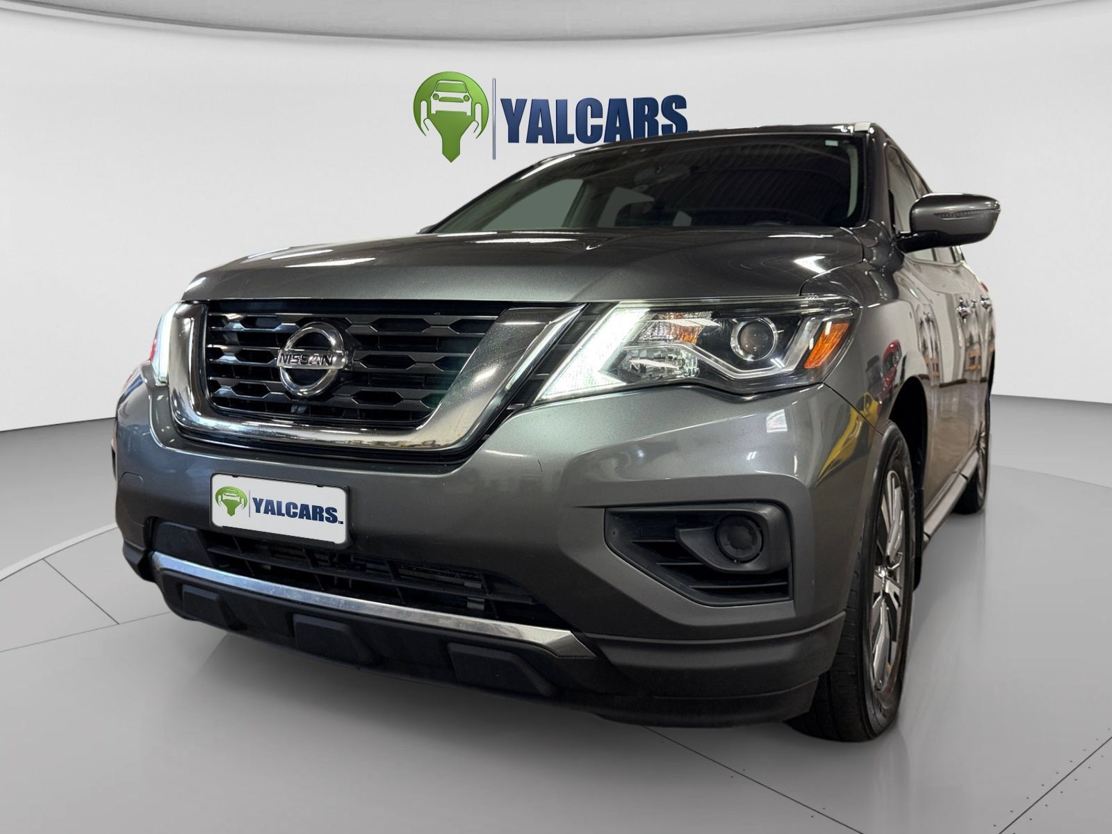 Used 2018 Nissan Pathfinder S AWD/4WD image 9