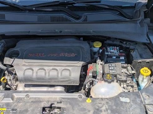 Used 2021 Jeep Compass Limited w/ Sun and Sound Group AWD/4WD image 18