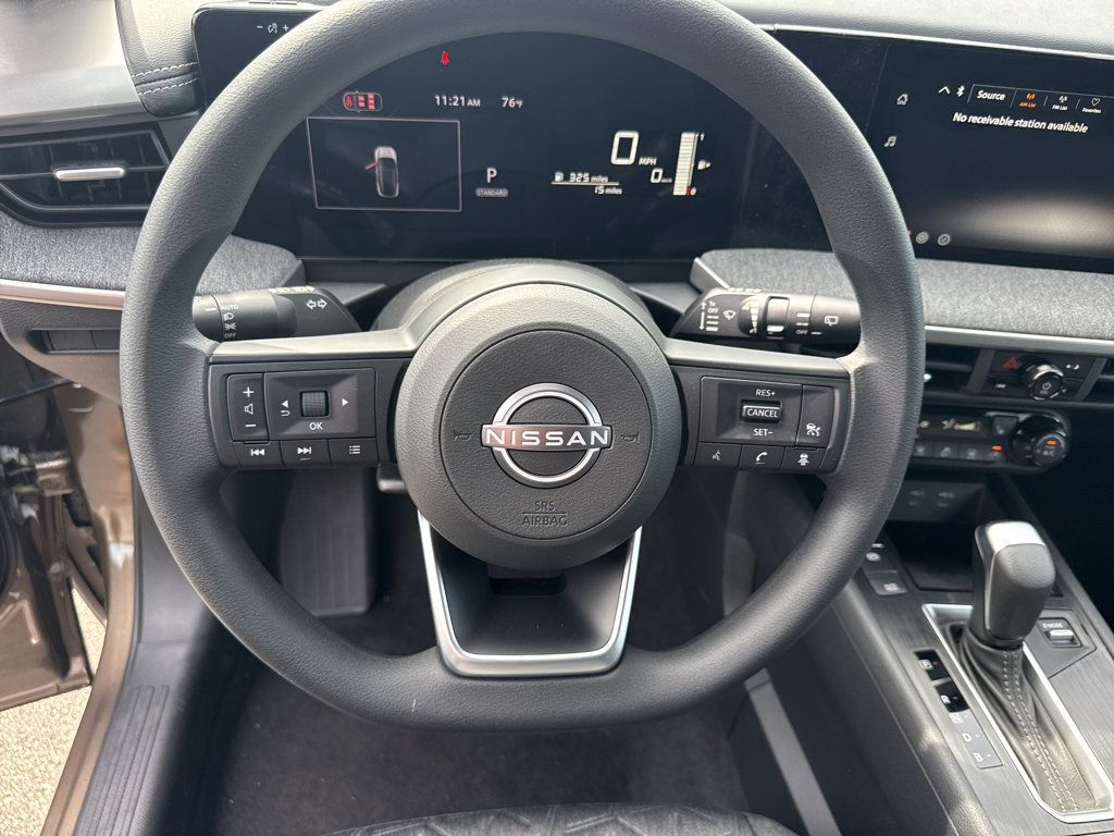 New 2027 Nissan Kicks SV AWD/4WD image 16
