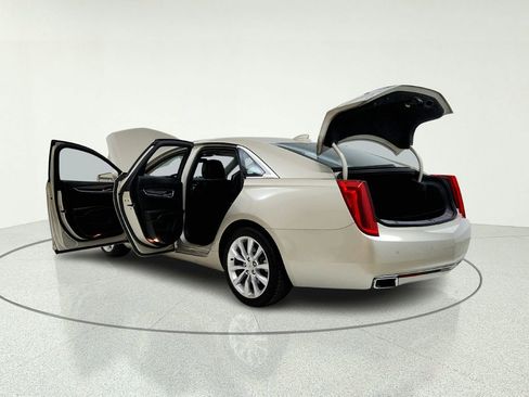 Used 2015 Cadillac XTS Luxury AWD/4WD image 12