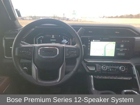 Used 2025 GMC Sierra 2500 Denali Ultimate image 4