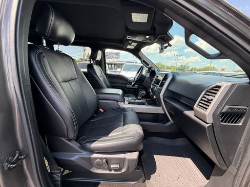 Used 2018 Ford F150 Lariat w/ Equipment Group 502A Luxury AWD/4WD image 23