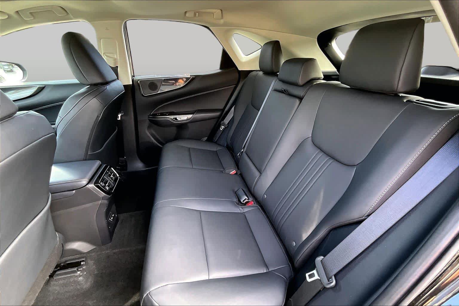 Used 2024 Lexus NX 250 AWD w/ Cold Area Package image 17