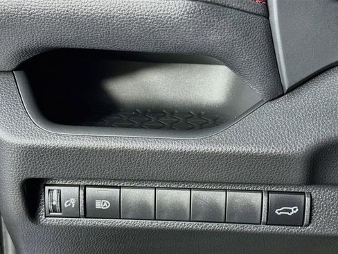Used 2024 Toyota RAV4 SE AWD/4WD image 15