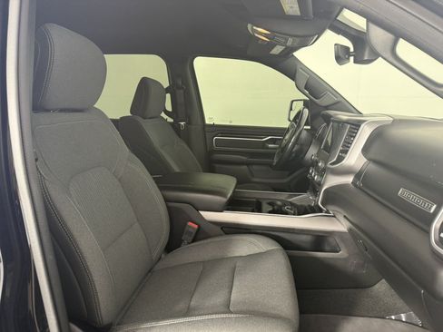 Used 2022 RAM 1500 Big Horn AWD/4WD image 10