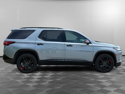 Used 2023 Chevrolet Traverse Premier w/ Redline Edition AWD/4WD image 6