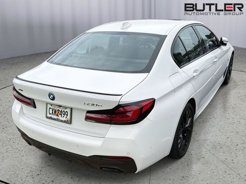 Used 2023 BMW 530e xDrive w/ Premium Package AWD/4WD image 8