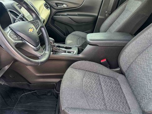 Used 2022 Chevrolet Equinox LT image 13