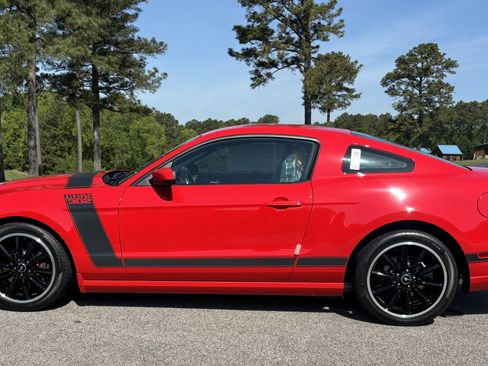 Used 2013 Ford Mustang Boss 302 w/ Boss 302 Accessory Pkg image 2