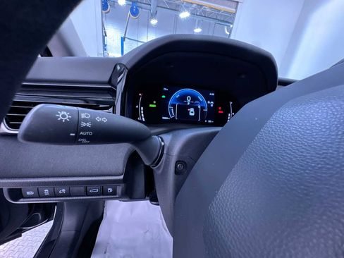 Used 2025 Toyota Camry LE w/ Convenience Package FWD image 18