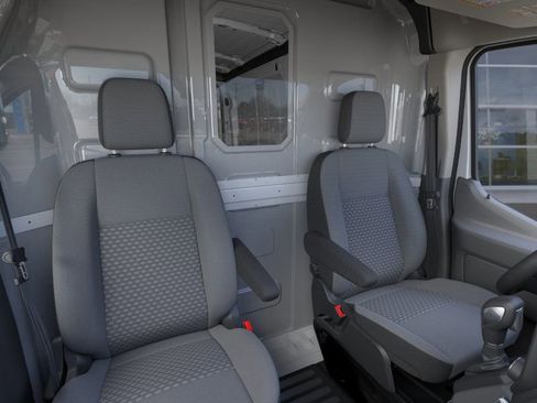 New 2025 Ford Transit 250 148 Medium Roof image 10