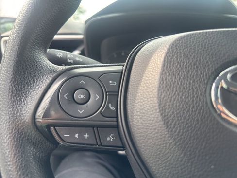 Used 2024 Toyota Corolla LE image 23