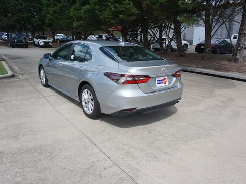 Used 2024 Toyota Camry LE FWD image 20