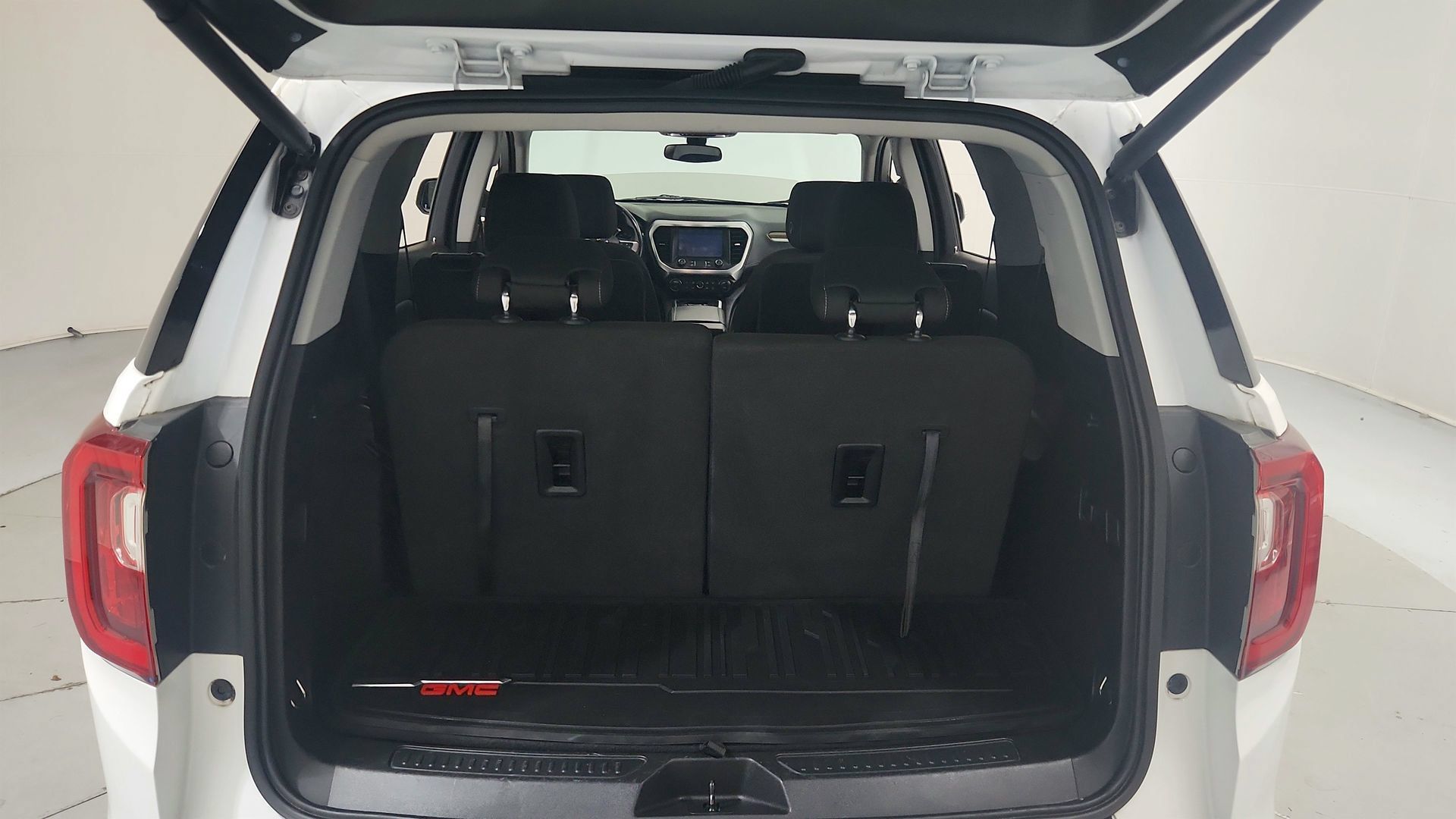 Certified 2020 GMC Acadia SLE w/ Driver Convenience Package AWD/4WD image 25