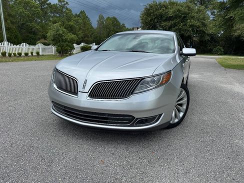 Used 2013 Lincoln MKS FWD image 27