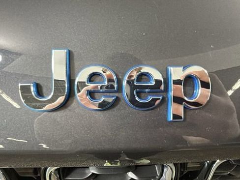 Used 2022 Jeep Grand Cherokee Limited 4xe AWD/4WD image 9