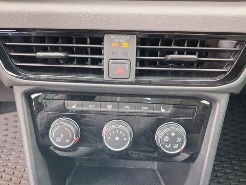 Used 2024 Volkswagen Taos S image 21