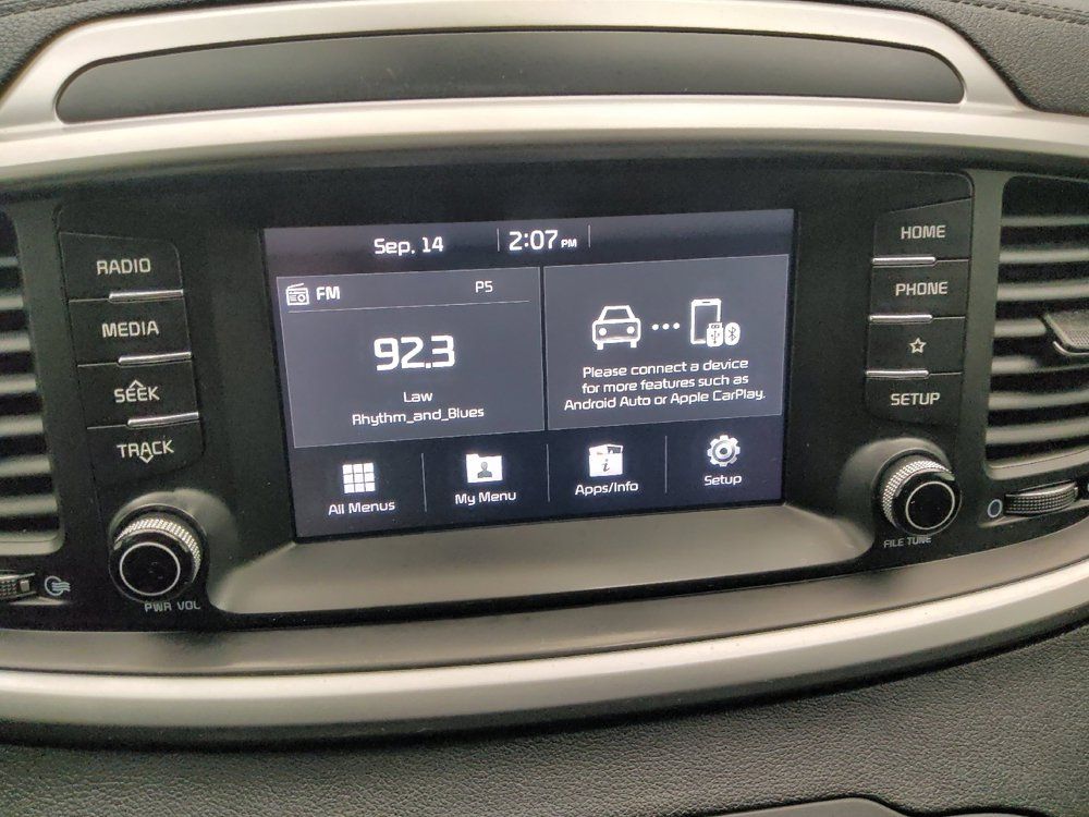 Used 2020 Kia Sorento L FWD image 25