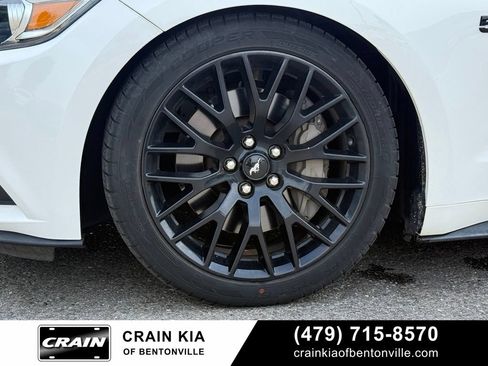 Used 2017 Ford Mustang GT Premium w/ Equipment Group 401A RWD image 38