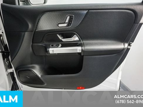 Used 2024 Mercedes-Benz EQB 250+ image 42