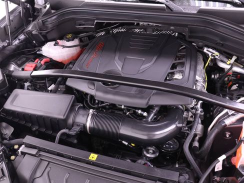New 2026 Alfa Romeo Stelvio Sprint AWD/4WD image 17