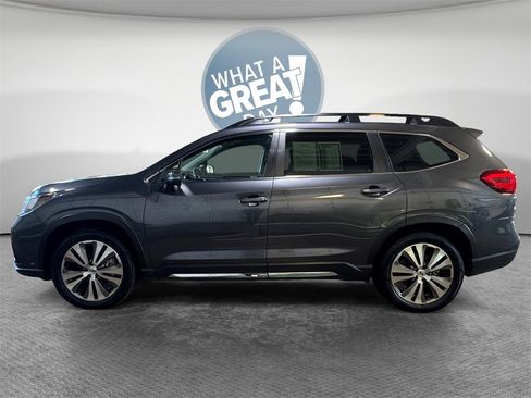 Used 2022 Subaru Ascent Limited w/ Technology Package image 7