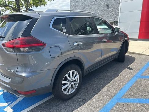 Used 2020 Nissan Rogue SV AWD/4WD image 4