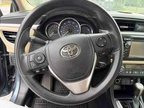 Used 2016 Toyota Corolla LE FWD image 16