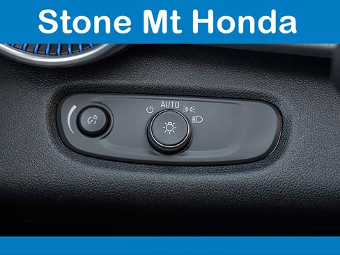 Used 2024 Chevrolet Trax LT image 34