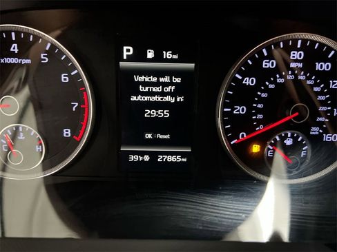 Used 2023 Kia K5 LXS image 13