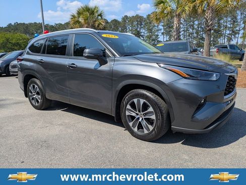 Used 2024 Ford Expedition Limited AWD/4WD image 1