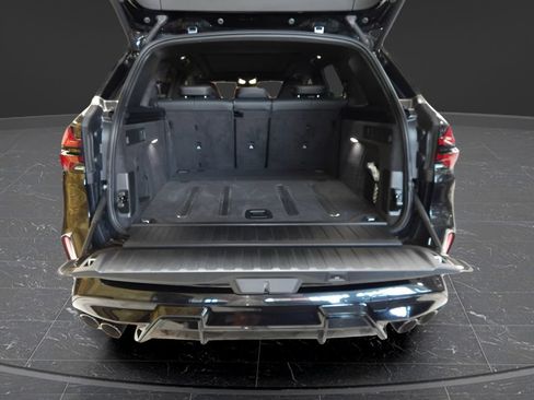 Used 2024 BMW X5 M Competition w/ Executive Package AWD/4WD image 9