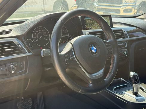 Used 2018 BMW 330i xDrive Sedan AWD/4WD image 7