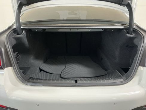 Used 2023 BMW 540i w/ M Sport Package image 29