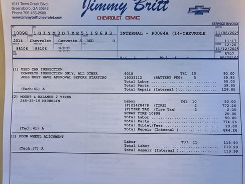 Used 2014 Chevrolet Corvette Z51 w/ 3LT Preferred Equipment Group image 28