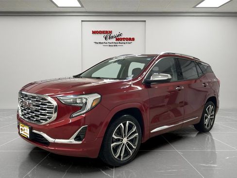 Used 2019 GMC Terrain Denali image 3