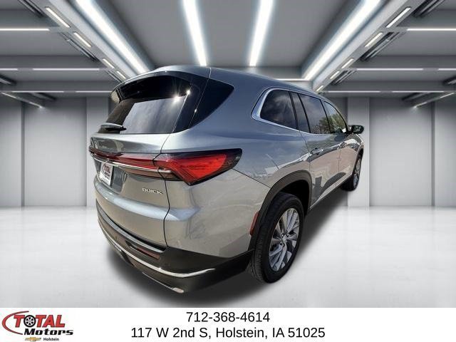 Used 2025 Buick Enclave Preferred AWD/4WD image 5