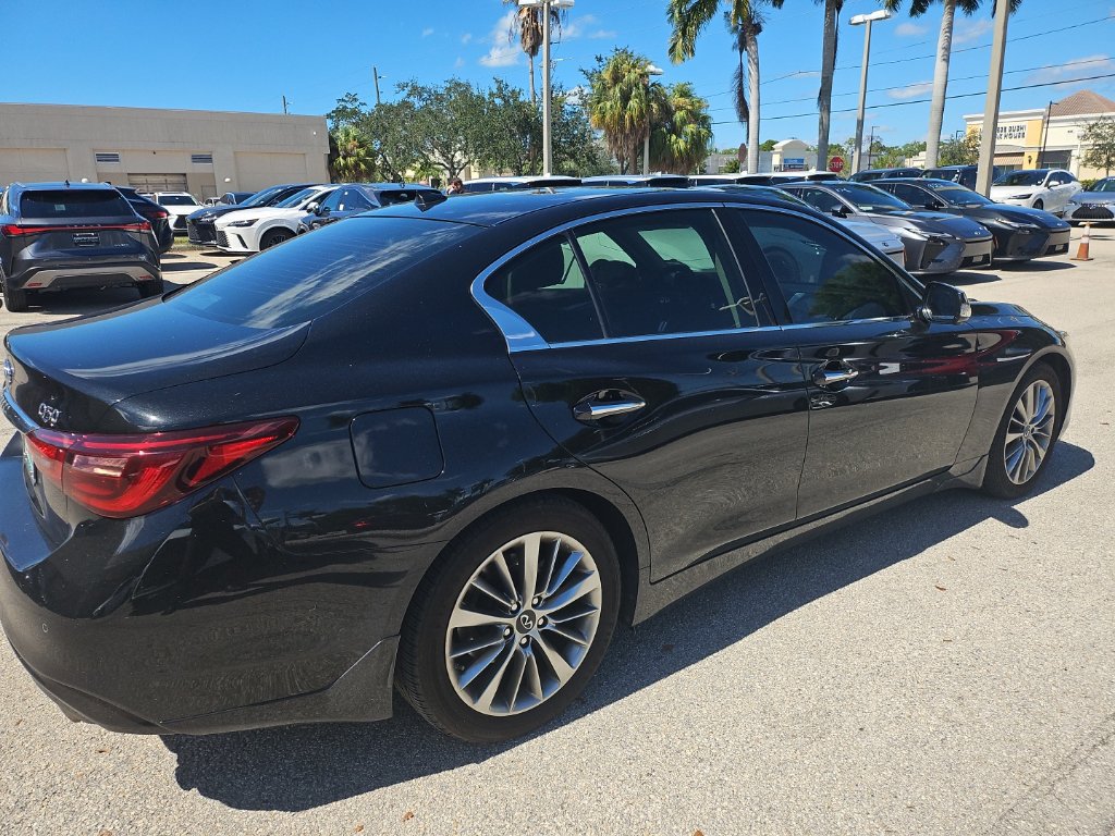Used 2023 INFINITI Q50 Luxe w/ Cargo Package RWD image 5