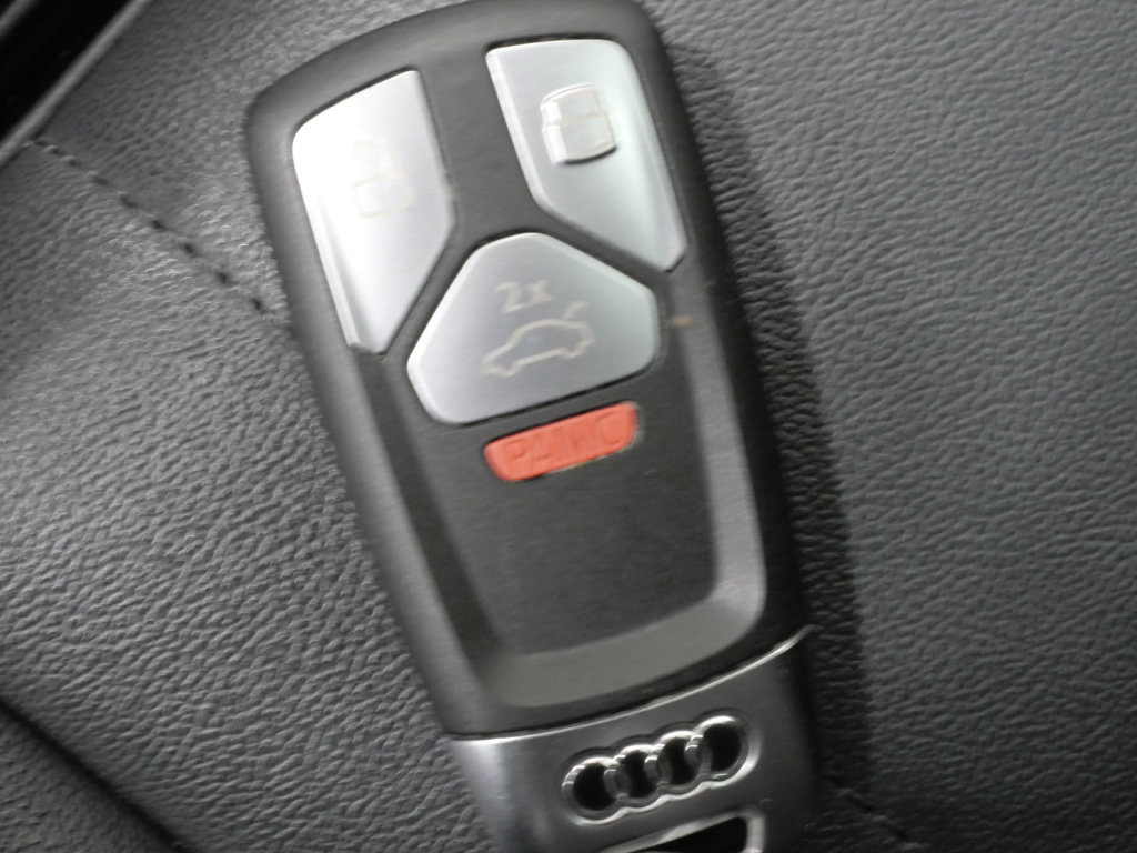 Used 2023 Audi Q5 2.0T Premium w/ Convenience Package AWD/4WD image 30