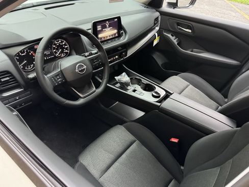 New 2026 Nissan Rogue SV AWD/4WD image 23